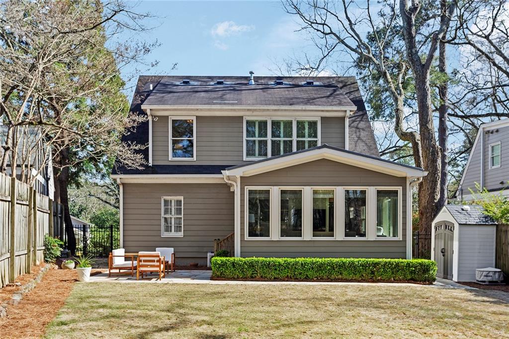 2876 Elliott Circle NE