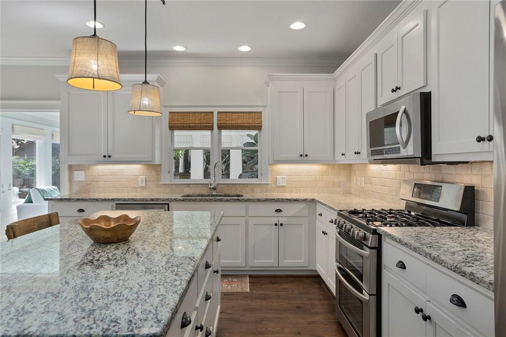 2876 Elliott Circle NE