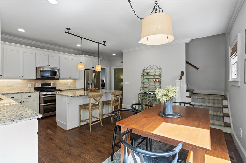 2876 Elliott Circle NE