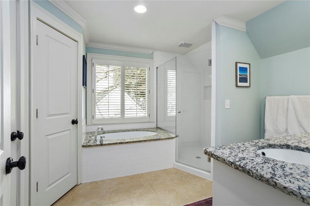 2876 Elliott Circle NE