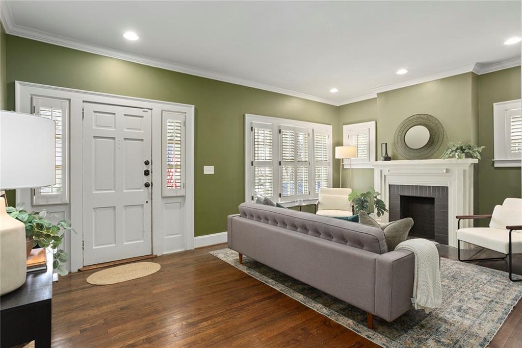 2876 Elliott Circle NE