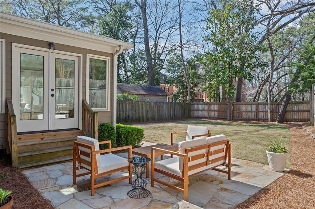 2876 Elliott Circle NE