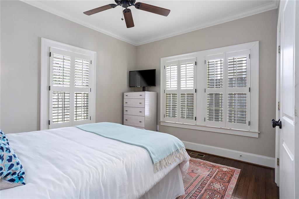 2876 Elliott Circle NE