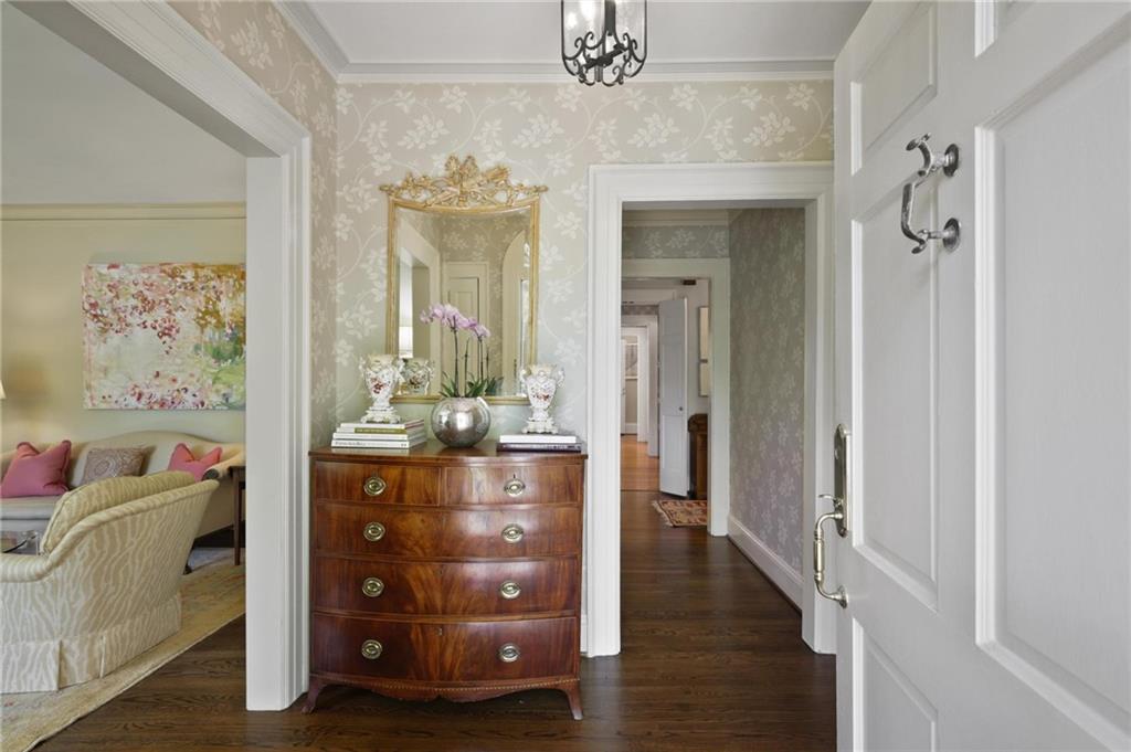 2344 Woodward Way NW