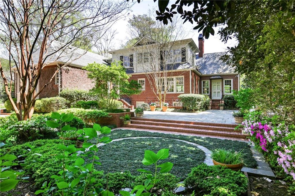 2344 Woodward Way NW