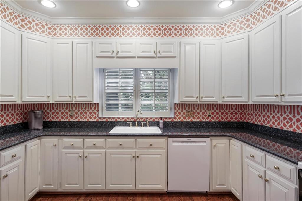 2344 Woodward Way NW