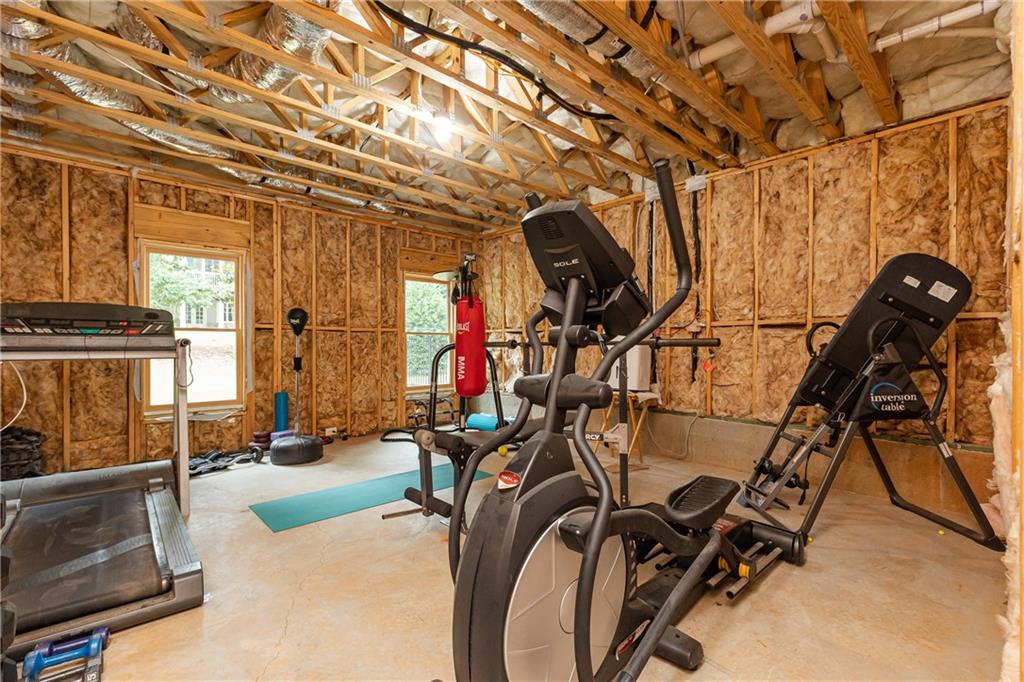 3058 Oglethorpe Way NE