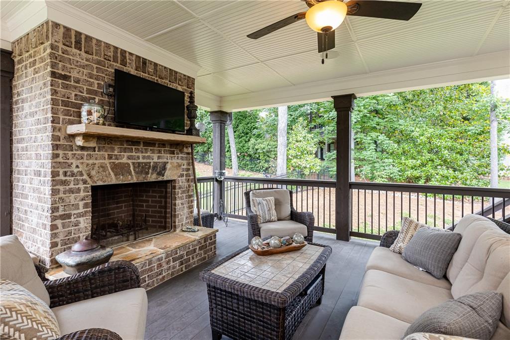 3058 Oglethorpe Way NE