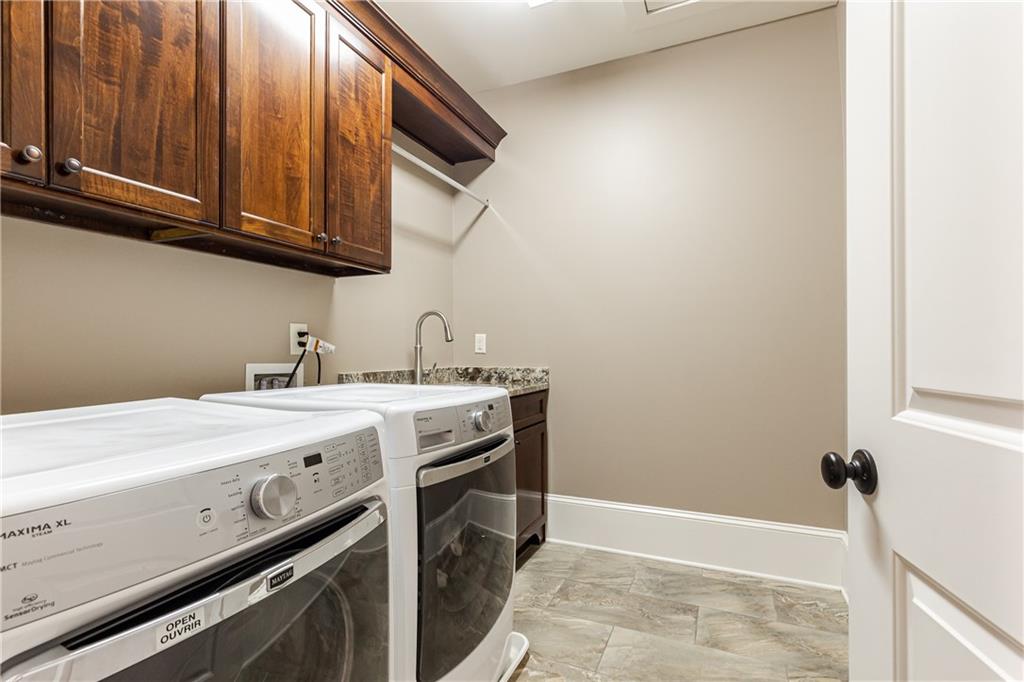 3058 Oglethorpe Way NE