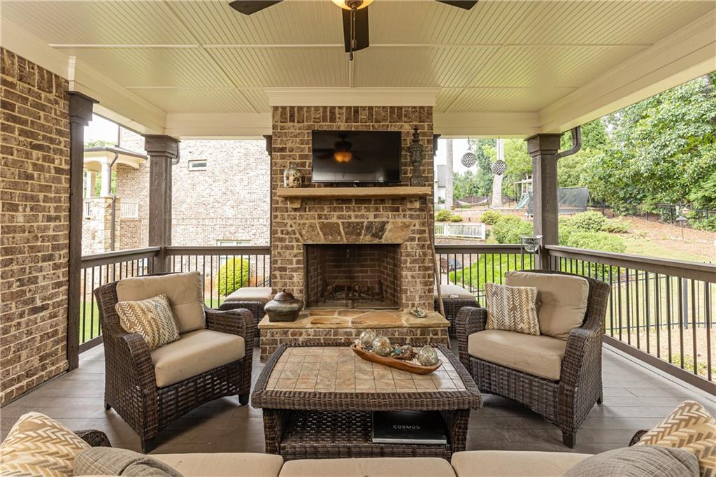 3058 Oglethorpe Way NE