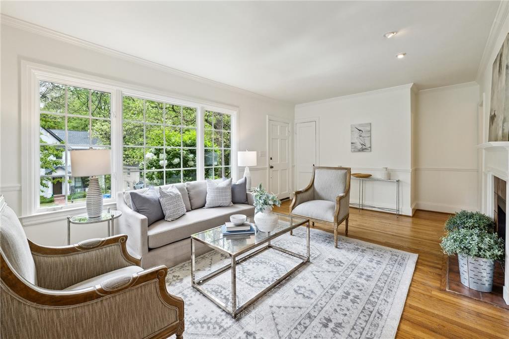 2590 Acorn Avenue NE