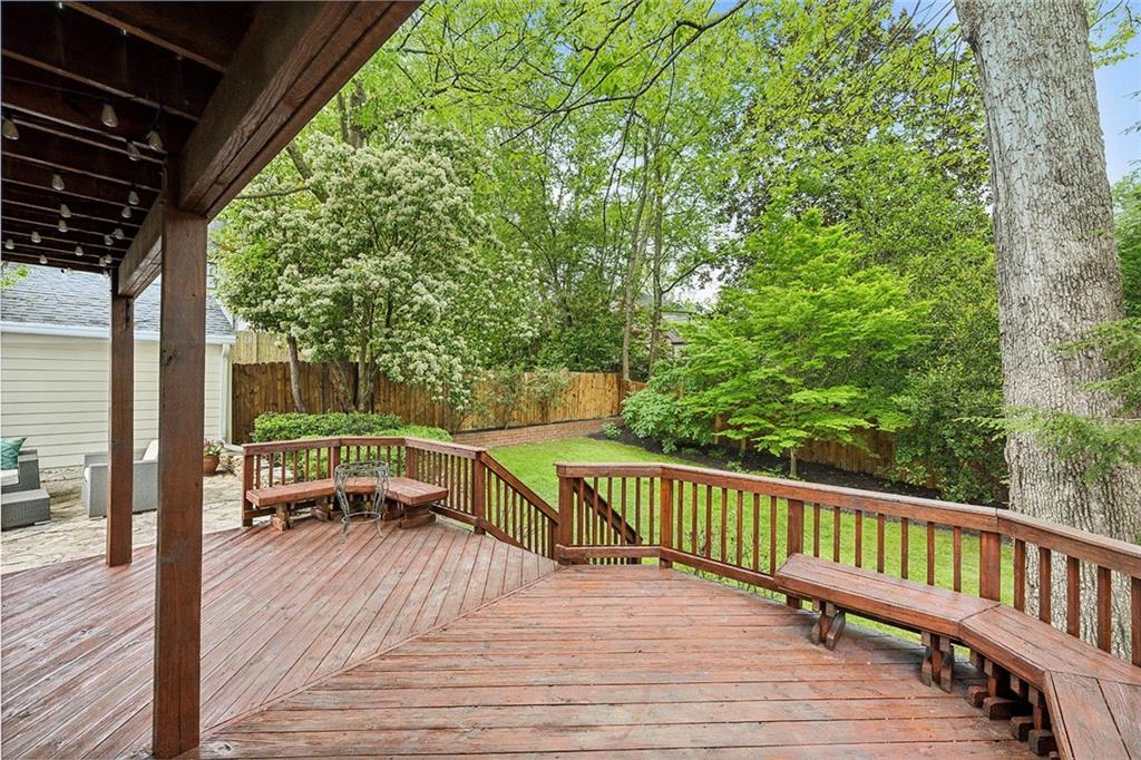 2590 Acorn Avenue NE