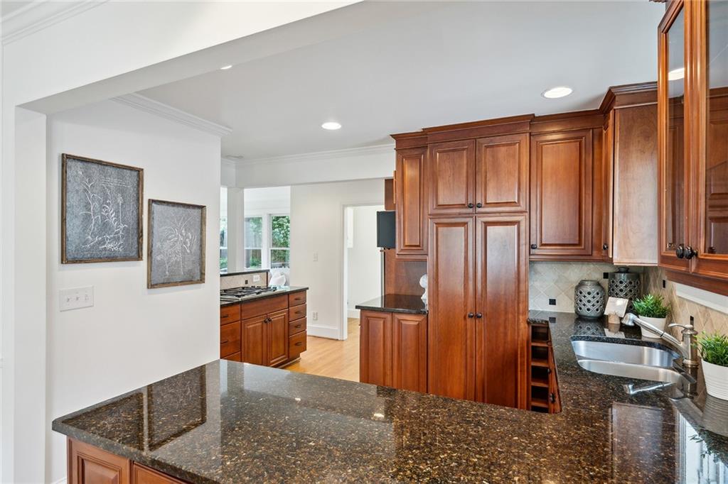 2590 Acorn Avenue NE