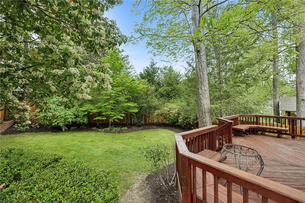 2590 Acorn Avenue NE