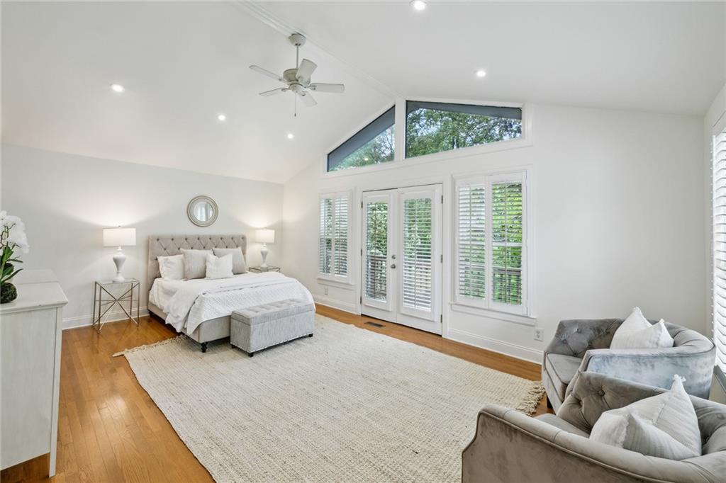 2590 Acorn Avenue NE