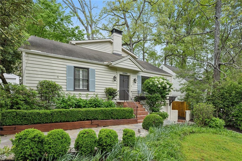 2590 Acorn Avenue NE