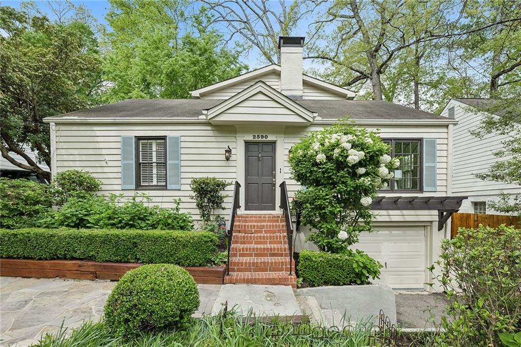 2590 Acorn Avenue NE