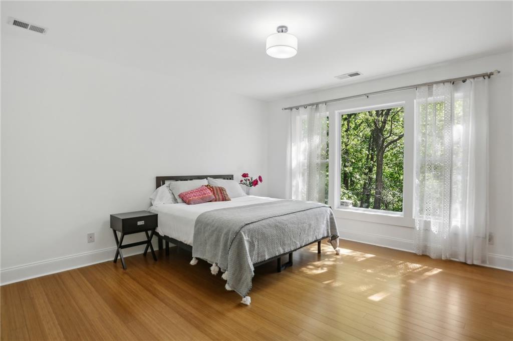 650 Brownwood Avenue SE