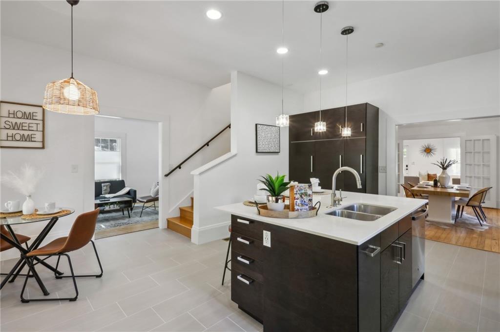 650 Brownwood Avenue SE