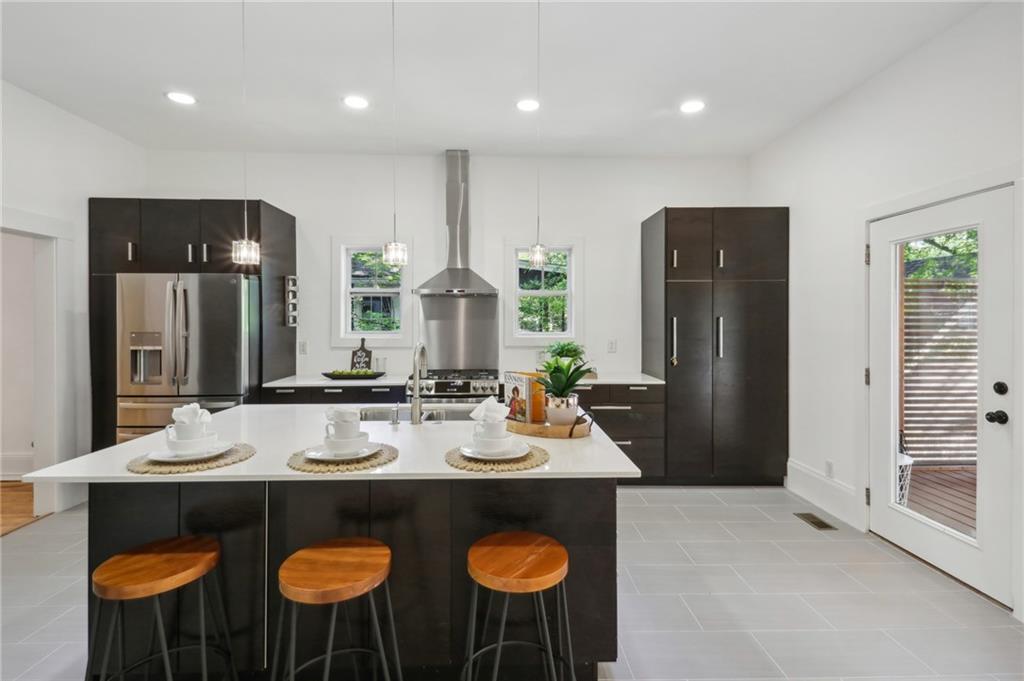 650 Brownwood Avenue SE