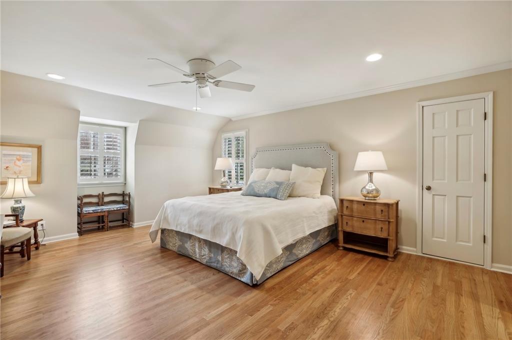 6040 Weatherly Drive