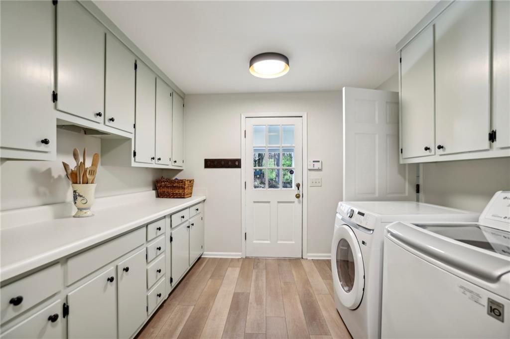 6040 Weatherly Drive