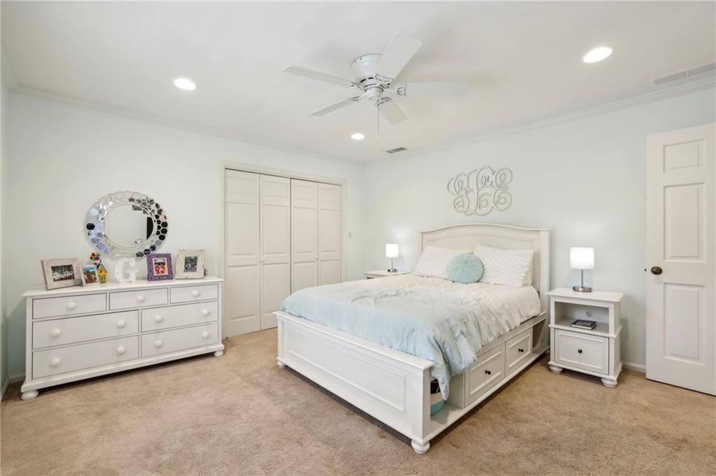 6040 Weatherly Drive