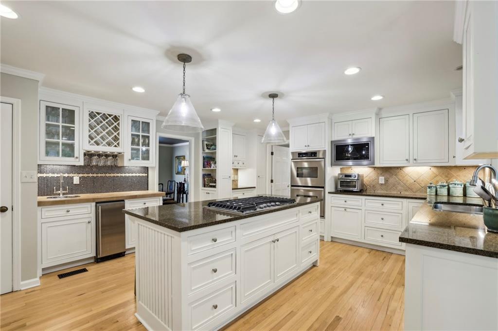 6040 Weatherly Drive