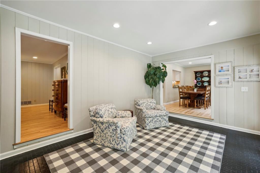 6040 Weatherly Drive