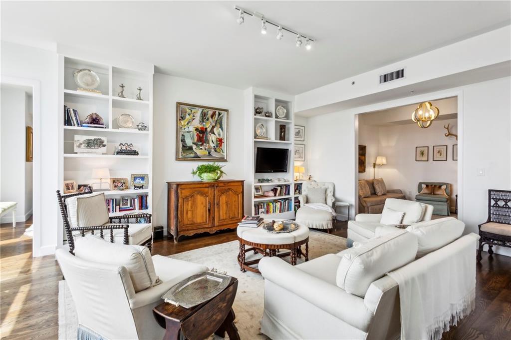 1820 Peachtree Street NW Unit 1610