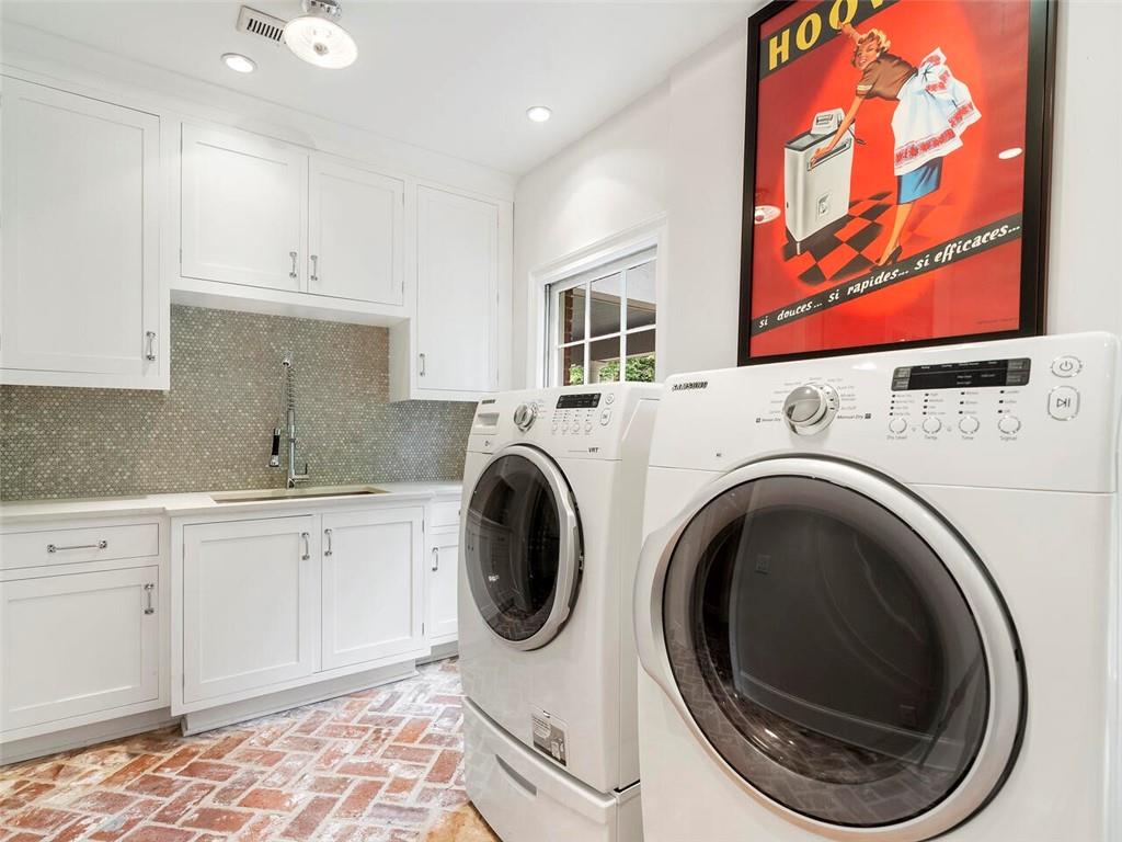 5230 Northside Drive NW