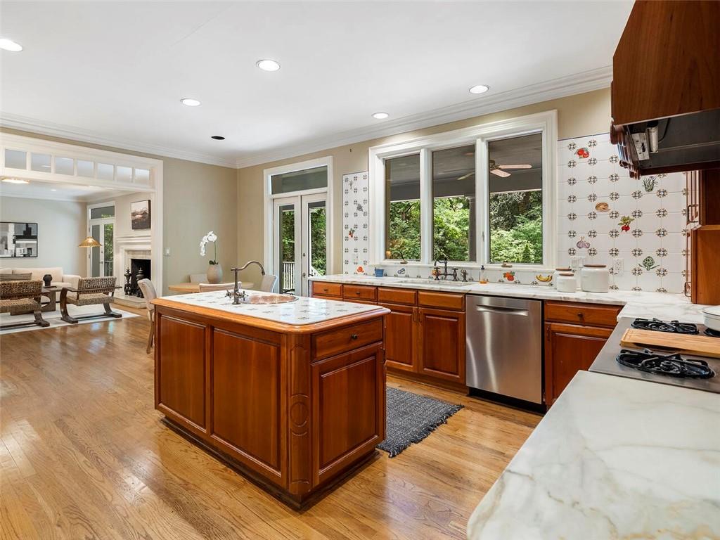 5230 Northside Drive NW