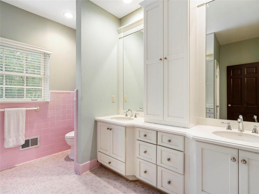 5230 Northside Drive NW