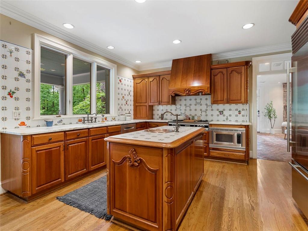 5230 Northside Drive NW