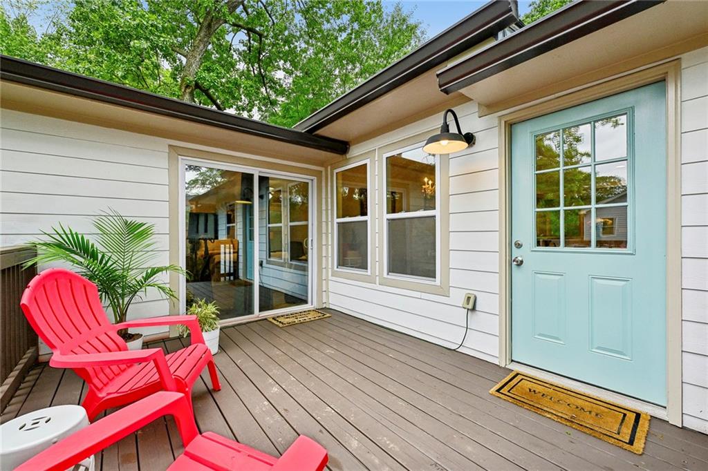 207 Martha Avenue NE