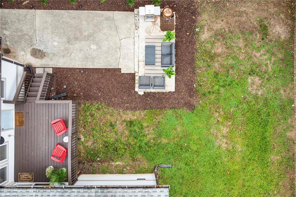 207 Martha Avenue NE