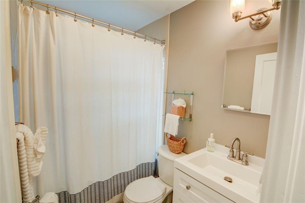 2089 Mckinley Road NW