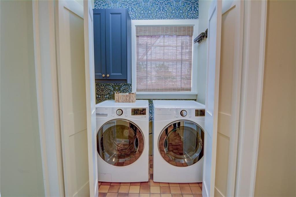 2089 Mckinley Road NW