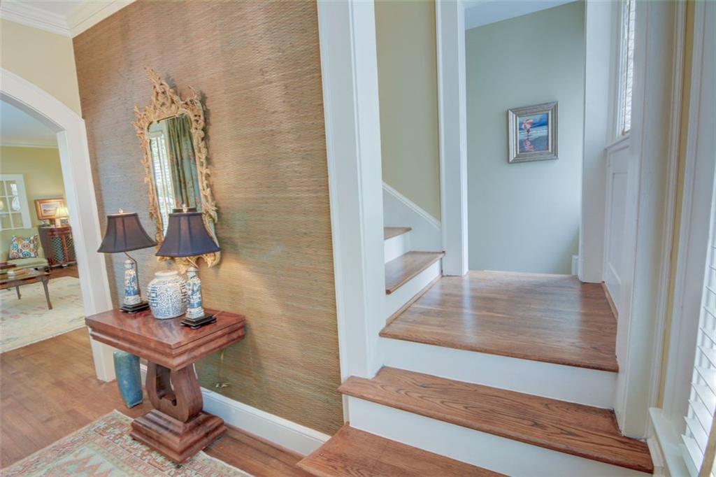 2089 Mckinley Road NW