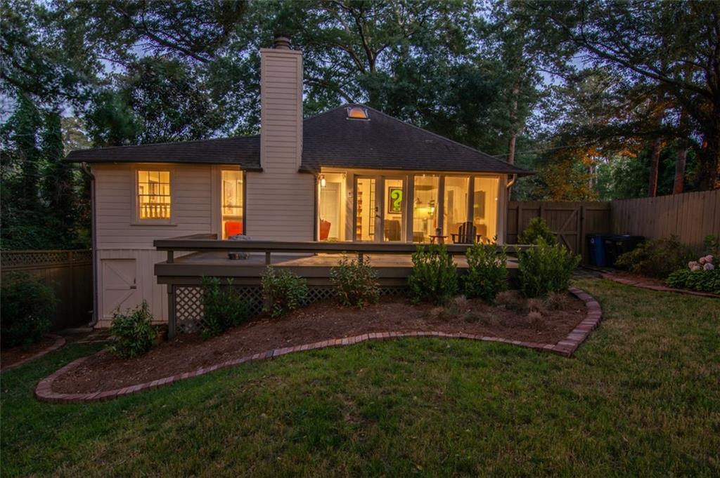 2089 Mckinley Road NW