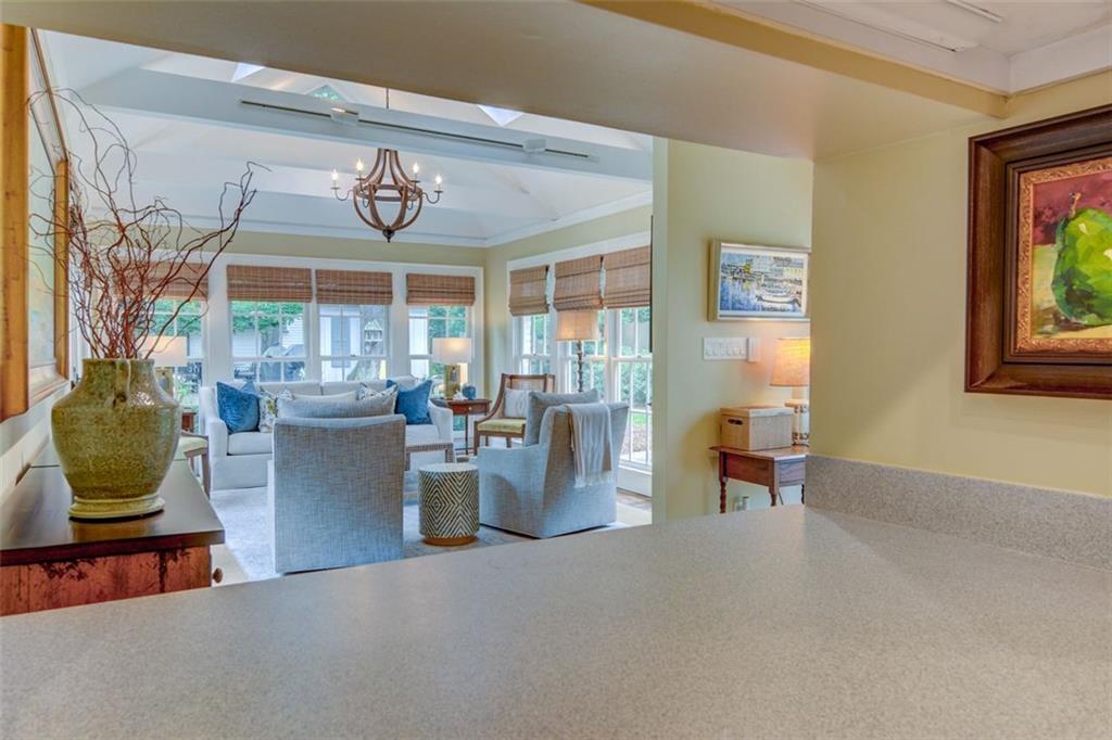 2089 Mckinley Road NW