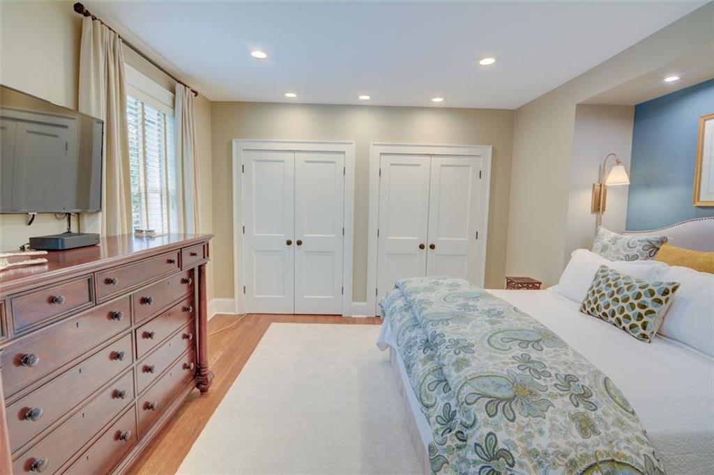 2089 Mckinley Road NW