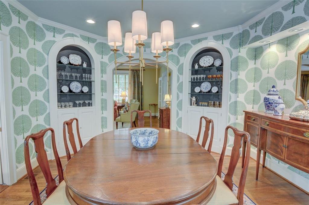 2089 Mckinley Road NW