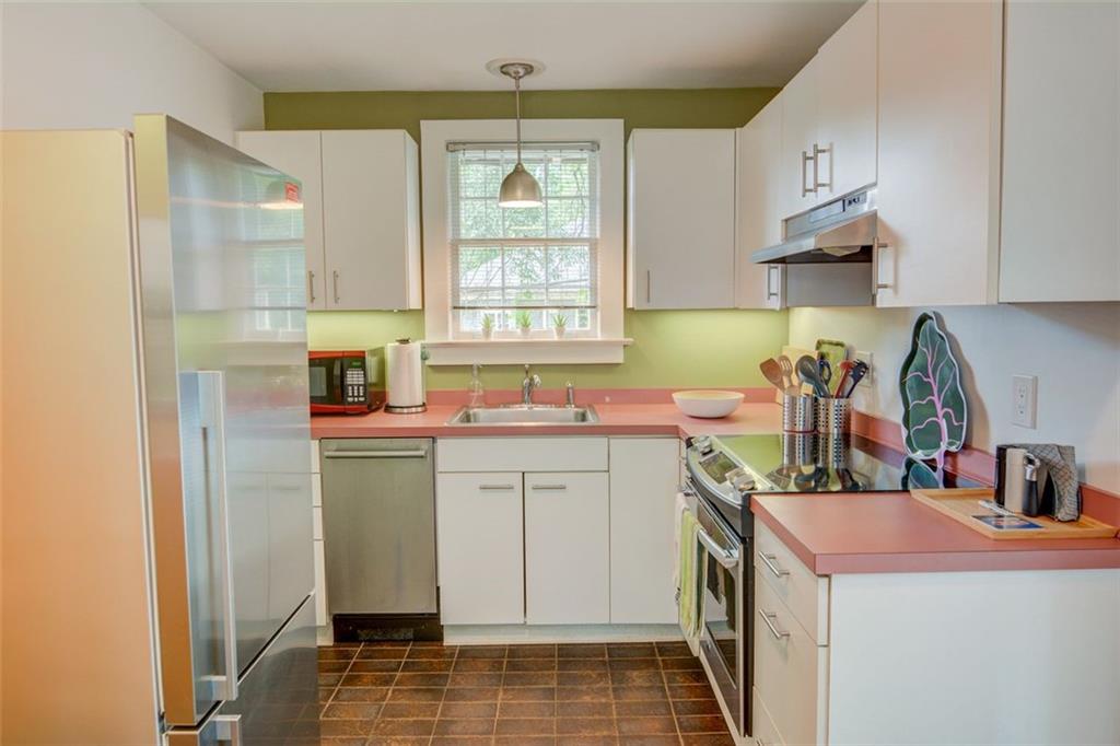 2089 Mckinley Road NW