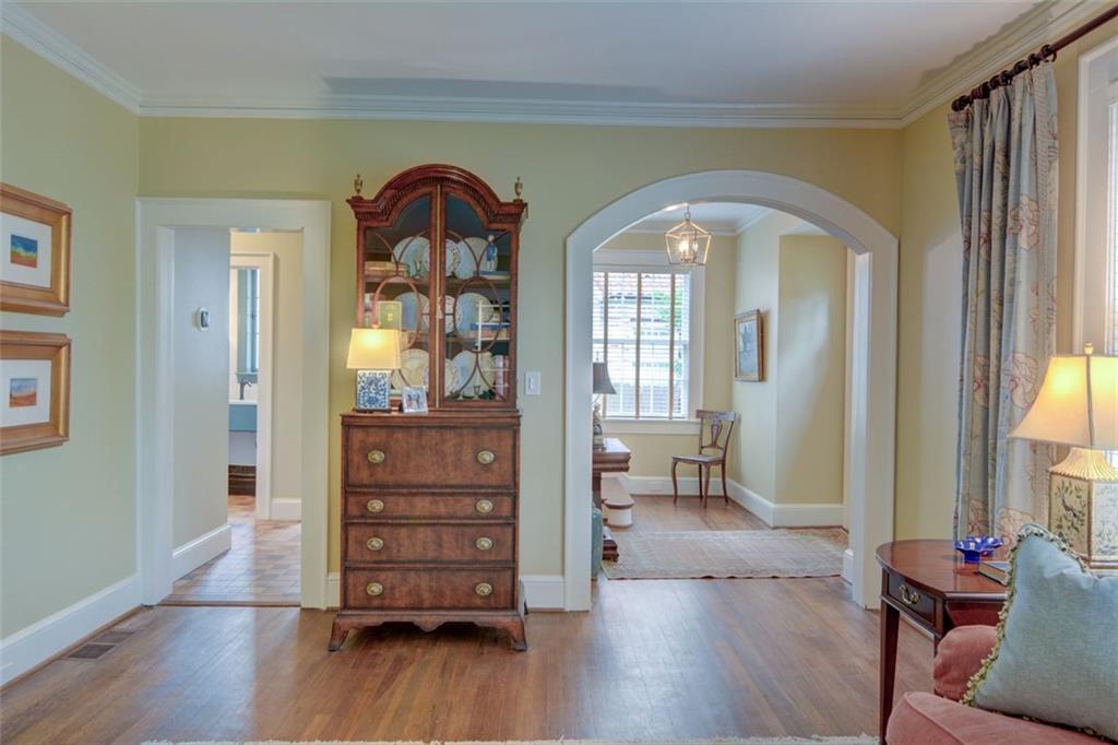 2089 Mckinley Road NW