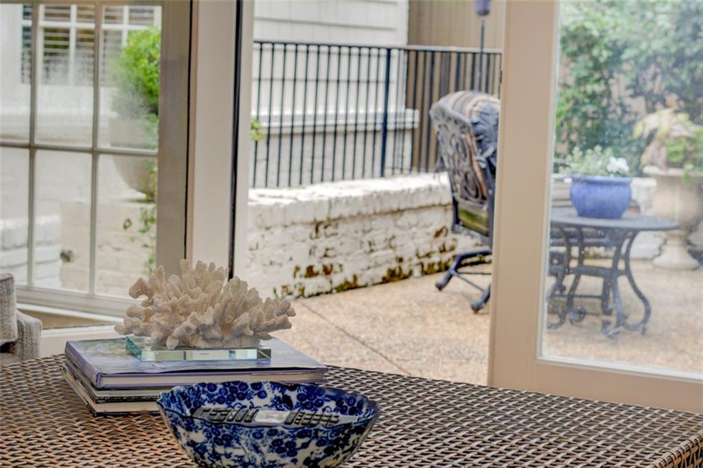 2089 Mckinley Road NW