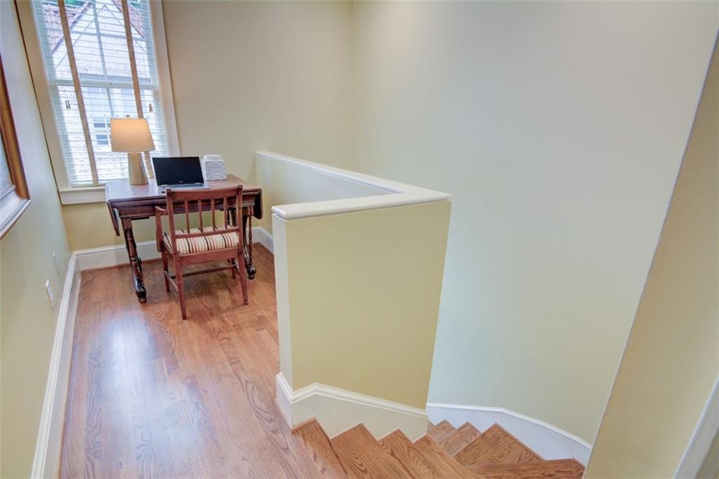 2089 Mckinley Road NW