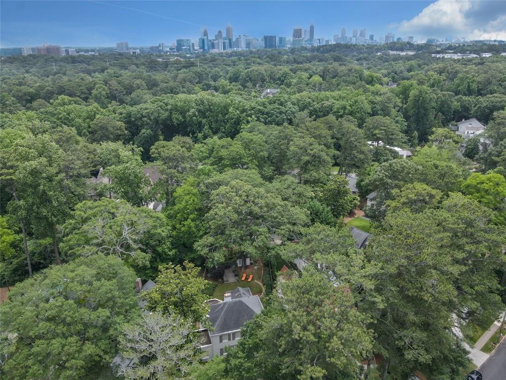 2089 Mckinley Road NW