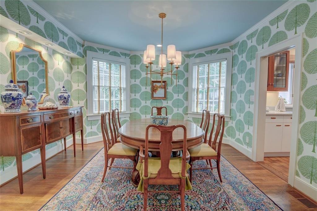 2089 Mckinley Road NW