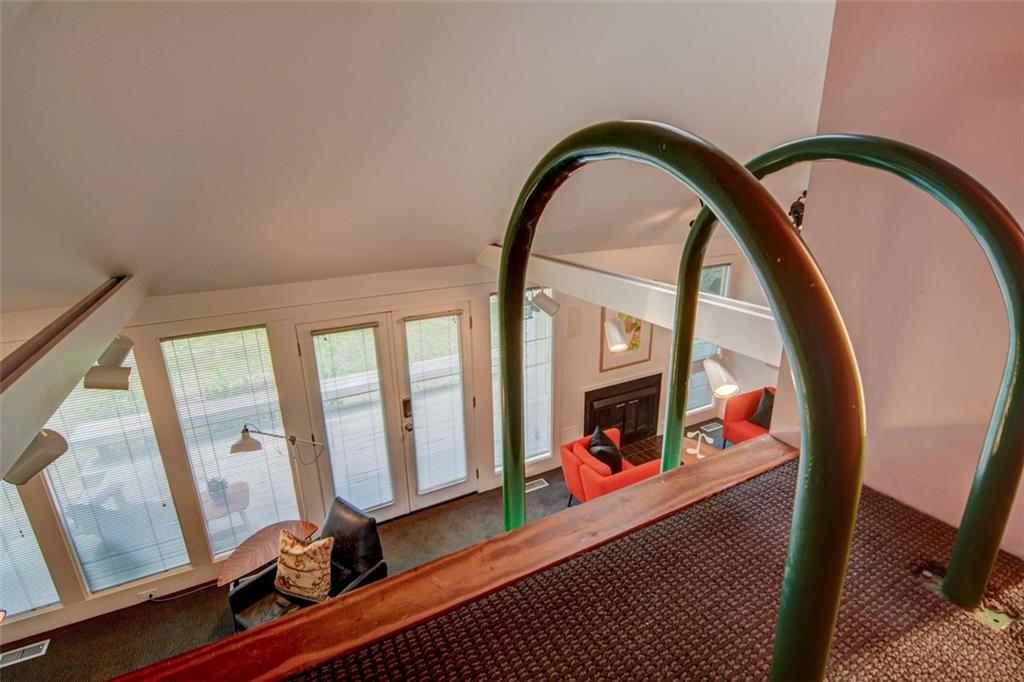 2089 Mckinley Road NW